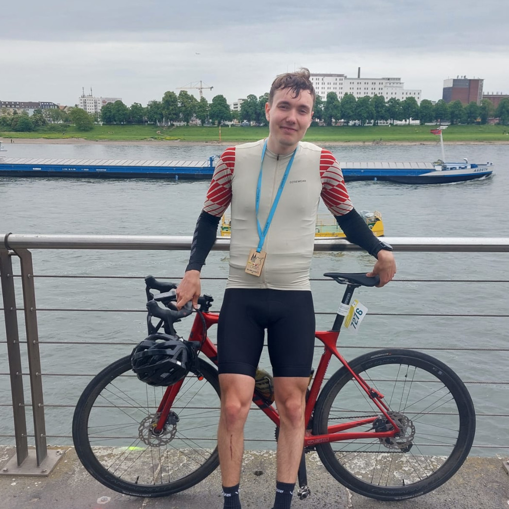 Tim beim Radfahren